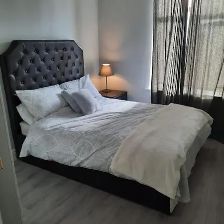 Apartmán снеск Q,r-с0de First -,-pine Wintergardens Dublin